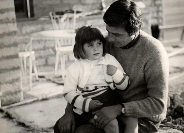 Sabrina piccola e il suo papà